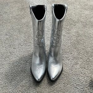 Never worn, silver cowgirl boots!